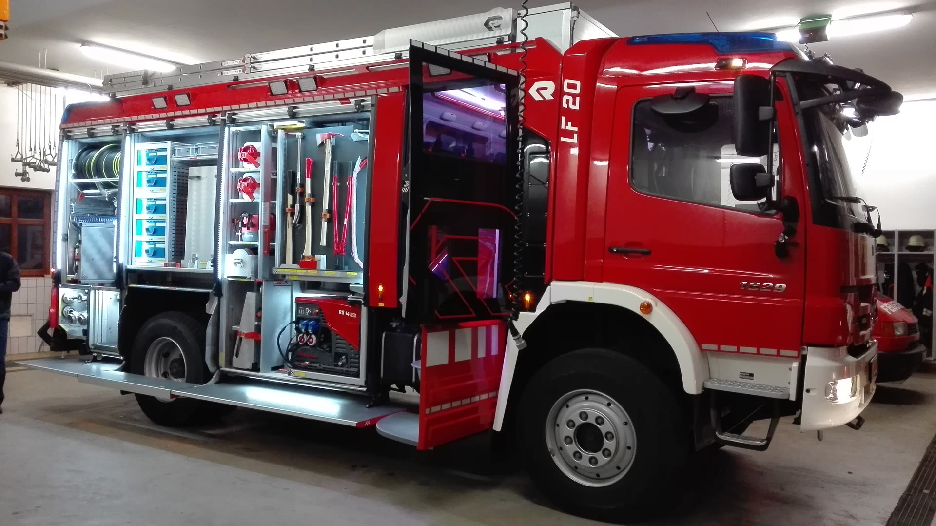 Fahrzeugvorführung HLF20 - Fa. Rosenbauer
