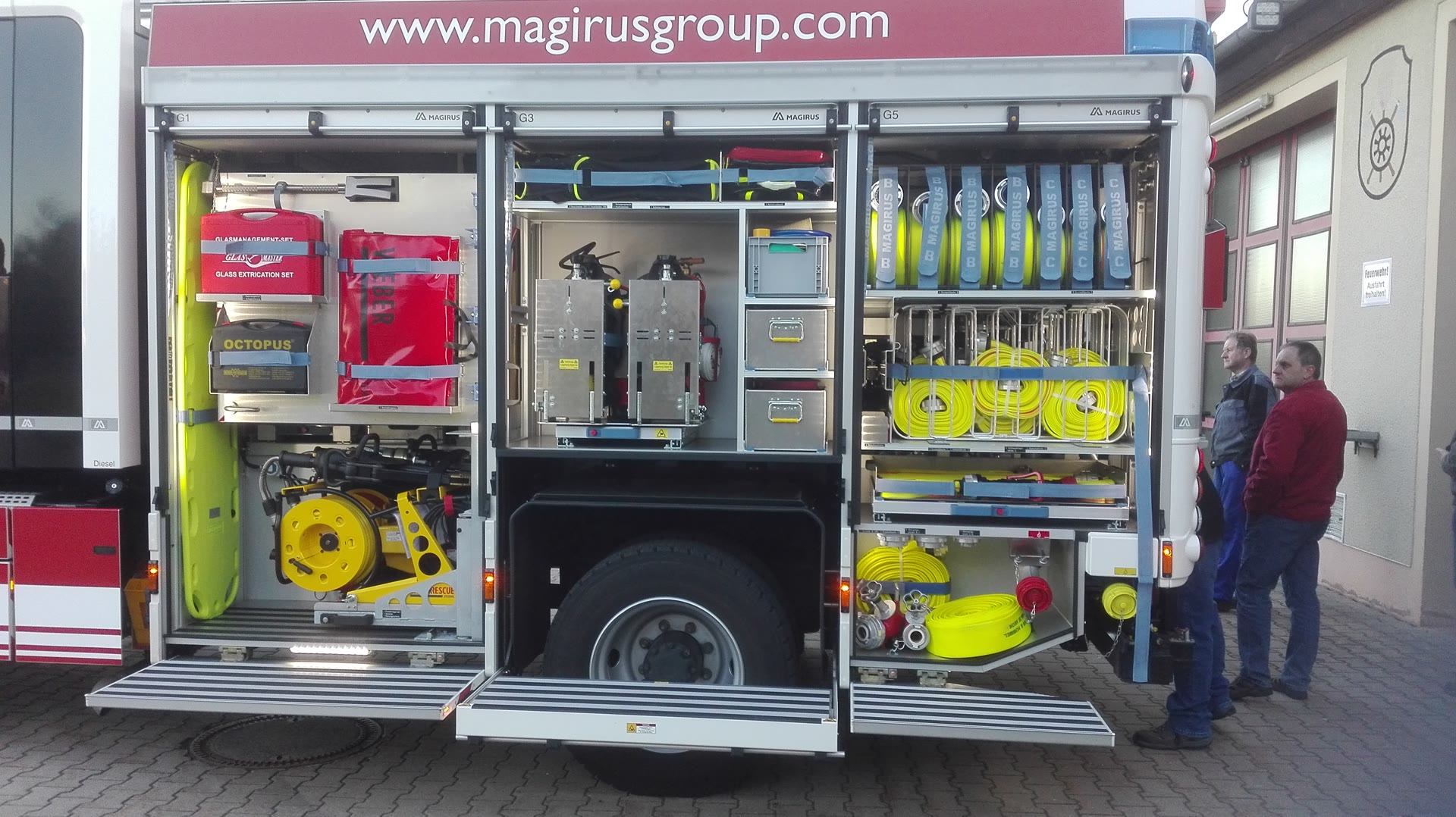 Fahrzeugvorführung HLF20 - Fa. MAGIRUS