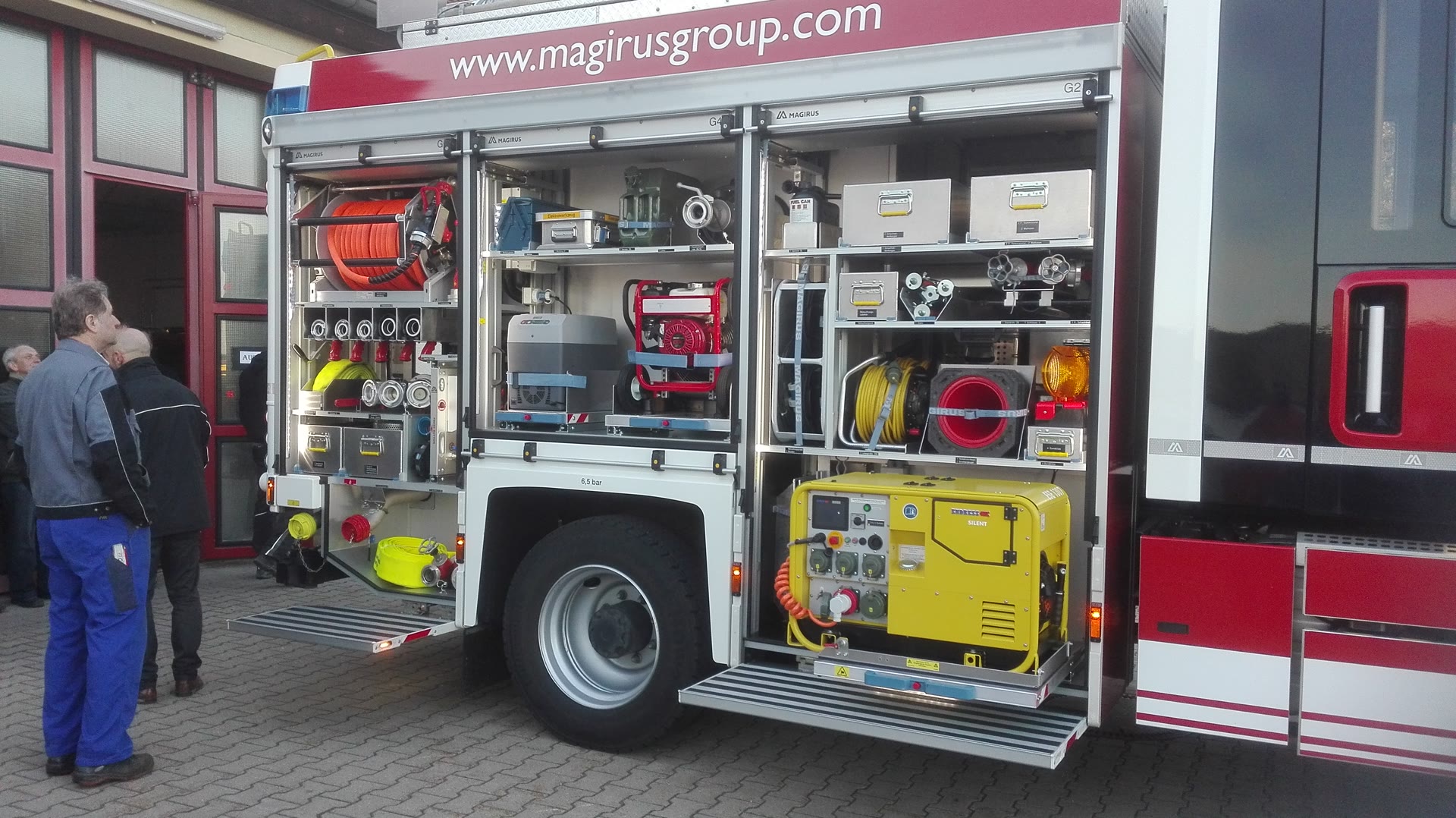 Fahrzeugvorführung HLF20 - Fa. MAGIRUS