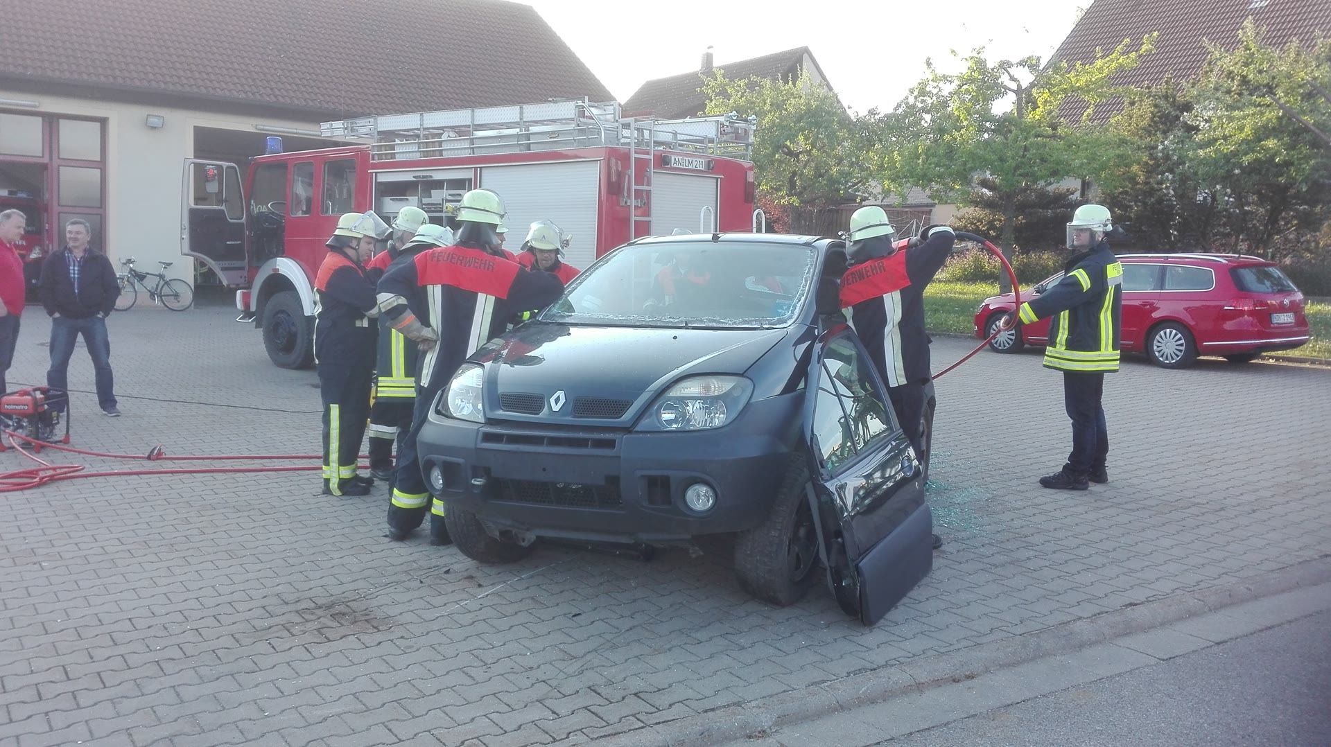 Vorführung technisches Gerät - Fa. HOLMATOR