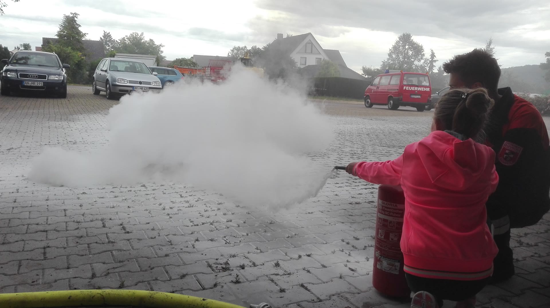 Grundschule zu Besuch bei der Feuerwehr