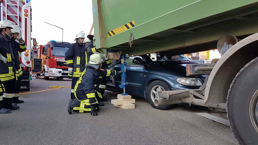 Übung Brandschutzwoche / Großlellenfeld