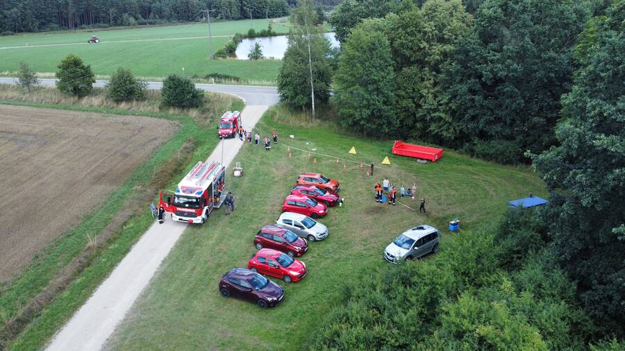 Blaulichtag im Zeltlager
