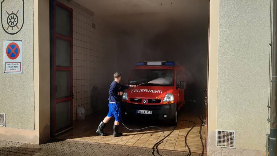 Gerätepflege der FFW Ehingen