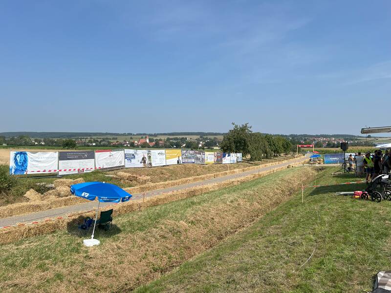 Seifenkistenrennen 2024 am Hesselberg